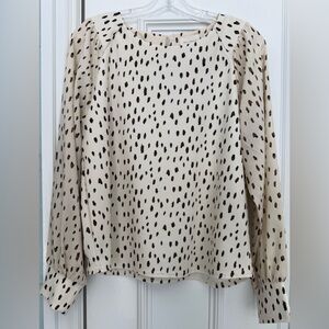 Melloday Cream & Black Spot Print Blouse – Size M – Modern & Effortlessly Chic